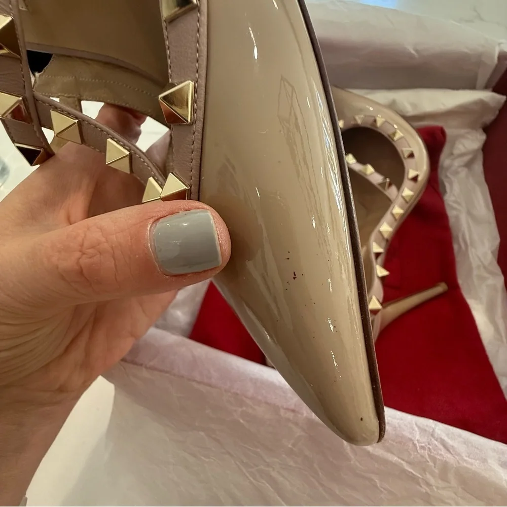 Valentino Garavino Rockstud Nude sling back 100m Heels EU 40
